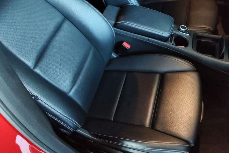 Used Mercedes-Benz GLA 2016 GLA 200 Fashion Model
