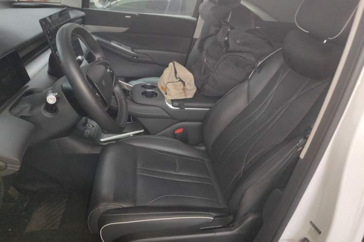 Used XPeng X9 2024 610 Long-Range Pro