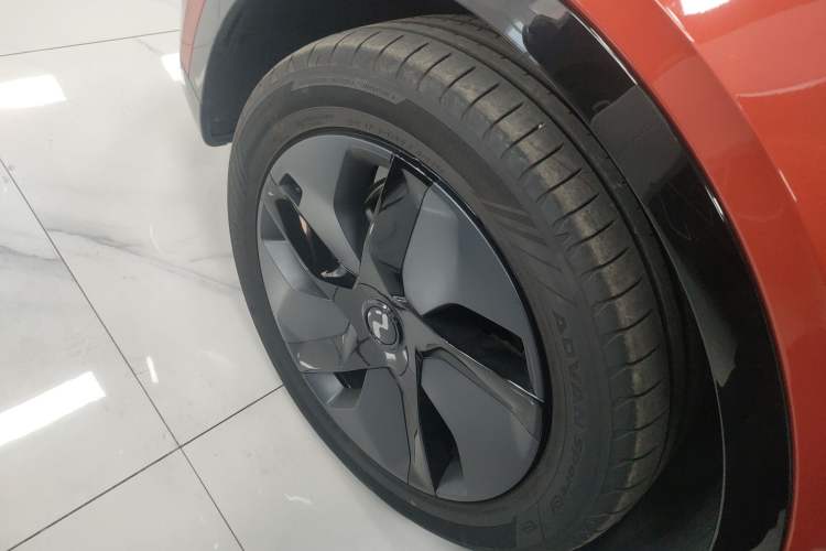 Used ONVO L60 2024 60 kWh Rear-Drive Version
