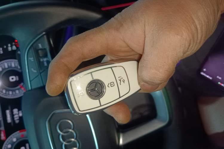 Used Audi Q7 2023 45 TFSI quattro S line Sport model
