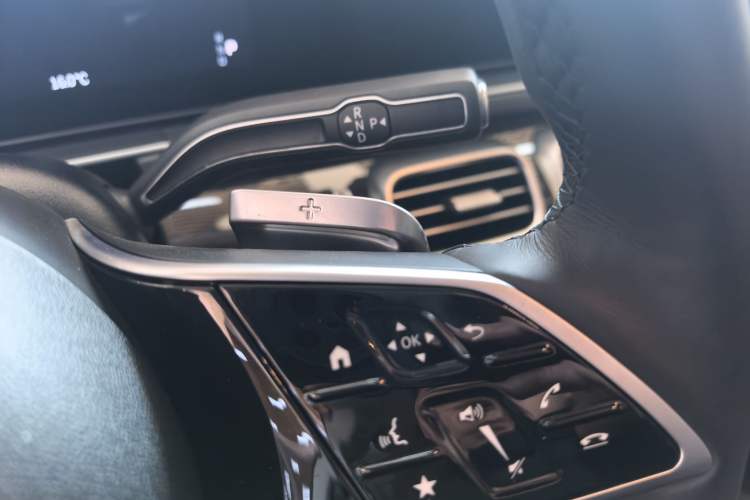 Used Mercedes-Benz GLE 2024 Refreshed GLE 350 4MATIC Stylish Edition
