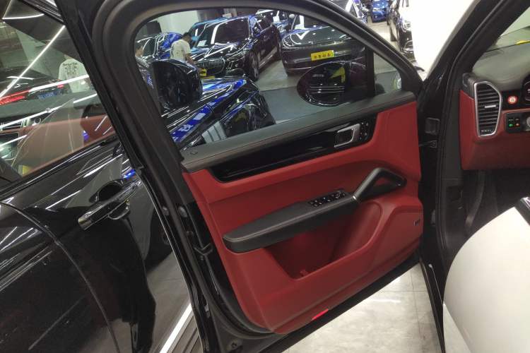 Used Porsche Cayenne 2019 Cayenne Coupé 3.0T
