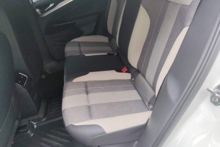 Used Volkswagen ID.4 CROZZ 2021 Long-Range PURE+ Two-Wheel Drive Version
