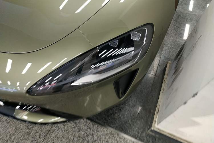 Used  SU7 2024 Rear-Drive Ultra-Long Range Advanced Pro-Level Intelligent Driving Version