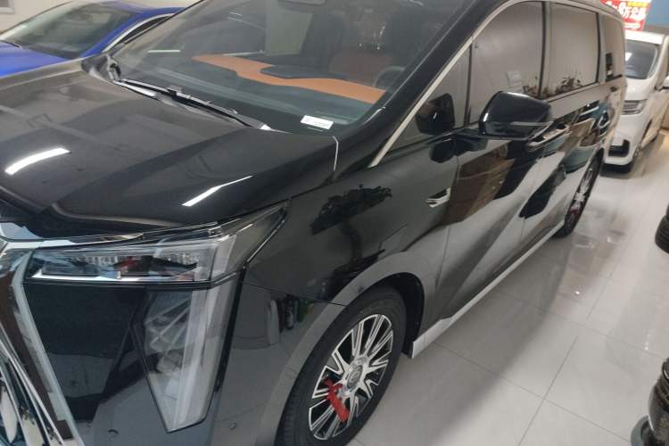 Used GAC Trumpchi Xiangwang M8 
