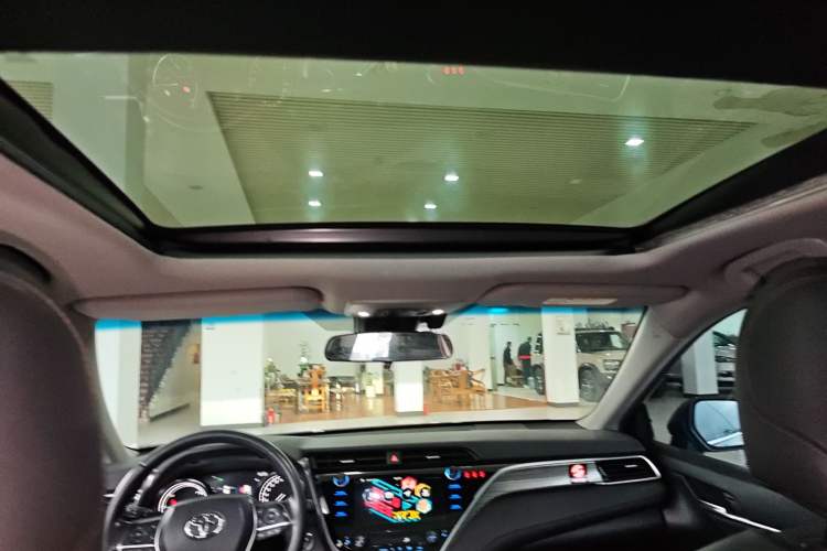 Used Toyota Camry 2019 Revised Version Dual-Engine 2.5 HG Luxury Edition
