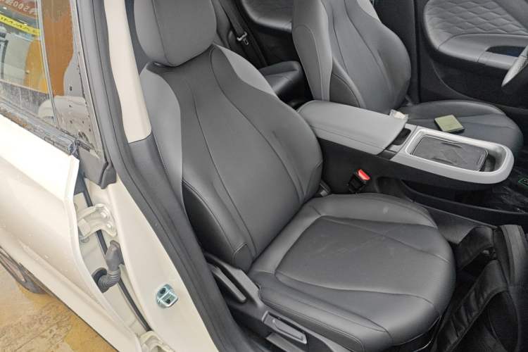 Used Dongfeng NAMMI 01 2024 Co-Creation Edition – Co-Creation WE Version
