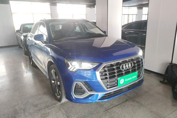 Used Audi Q3 2020 35 TFSI Fashion Dynamic Model
