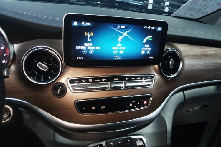 Used Mercedes-Benz V-Class 2020 V 260 Prestige Edition
