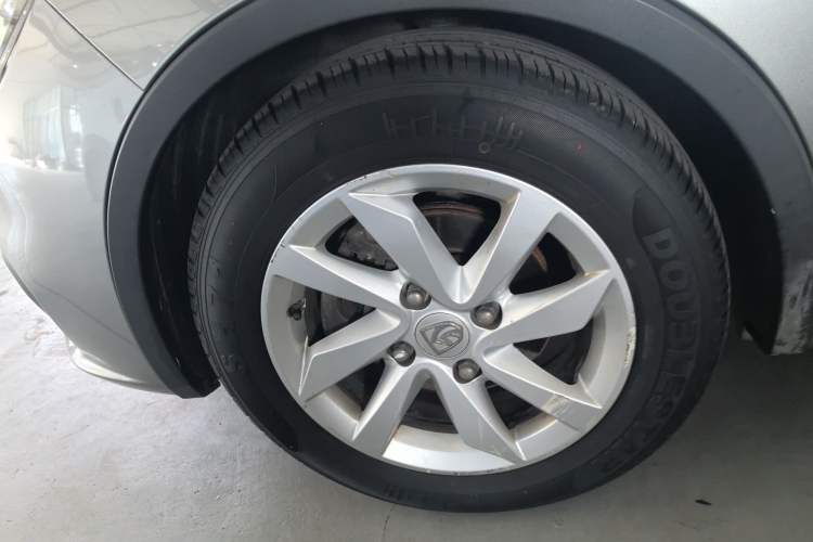 Used Baojun 310W 2017 1.5L Manual Fashion Model China V
