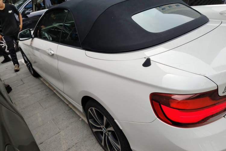 Used BMW 2 Series 2019 225i Convertible Coupe Sports Design Package
