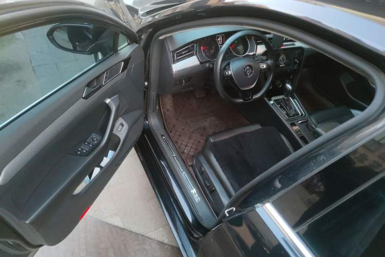 Used Volkswagen Magotan 2018 330TSI DSG Advanced Model