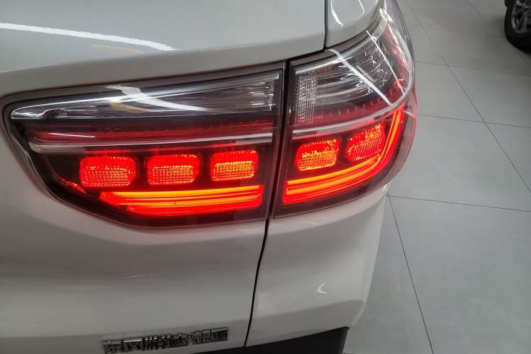 Used Kia Sportage R 2018 2.0L Automatic Smart Luxury Version China V Standard