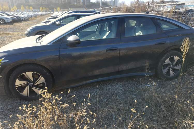 Used Volkswagen ID.7 VIZZION 2024 AIR model