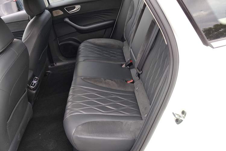 Used Roewe D7 2023 EV 510km Rear-Drive Flagship Edition
