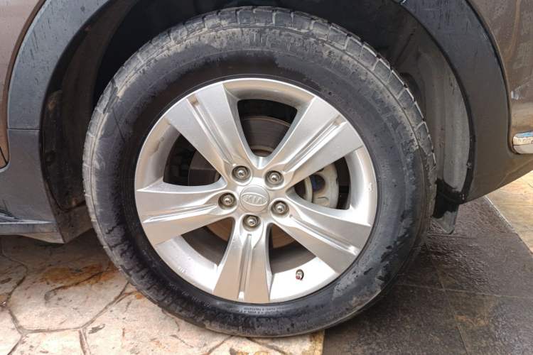 Used Kia Sportage R 2014 2.0L Automatic Two-Wheel Drive GLS Trim