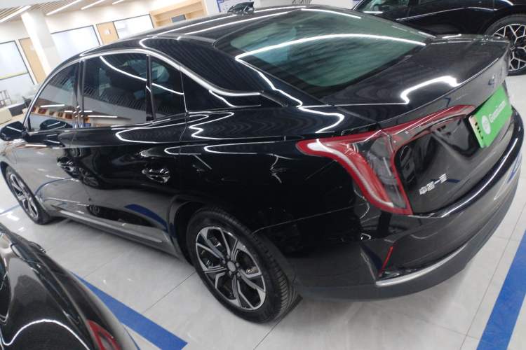 Used Hongqi E-QM5 2021 Charging T3 Version 5 Seats