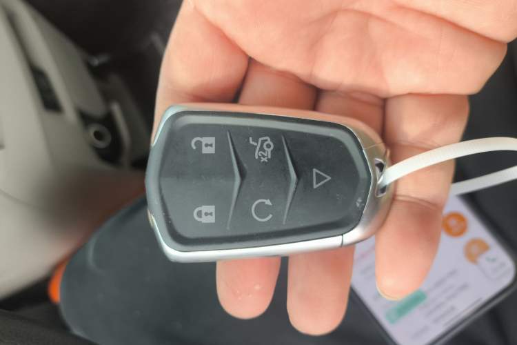 Used Buick GL8 2022 Land Cruiser Executive Class 652T Comfort Model