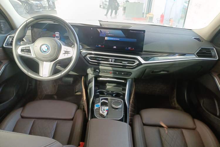 Used BMW i3 2022 eDrive 35 L