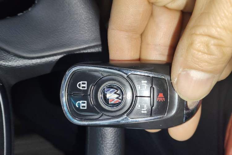 Used Buick GL8 2020 ES Land Cruiser 653T Luxury Edition