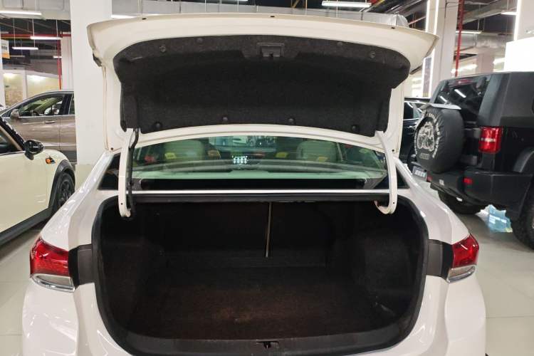 Used Buick GT 2019 15T Dual-Clutch Connected Elite Model China VI
