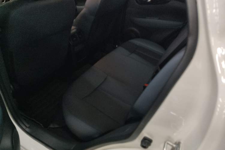 Used Nissan Qashqai 2025 Facelifted Honor 2.0L CVT XV Genuine Edition
