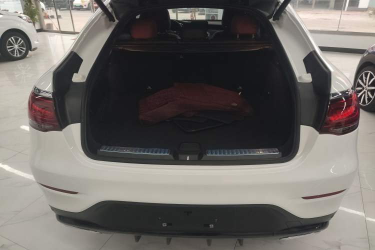 Used Mercedes-Benz GLC Coupe 2020 GLC 300 4MATIC Coupe SUV
