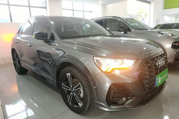 Used Audi Q3 2021 40 TFSI Fashion Dynamic Model
