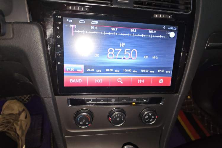 Used Volkswagen Golf 2016 230TSI Automatic Luxury Version
