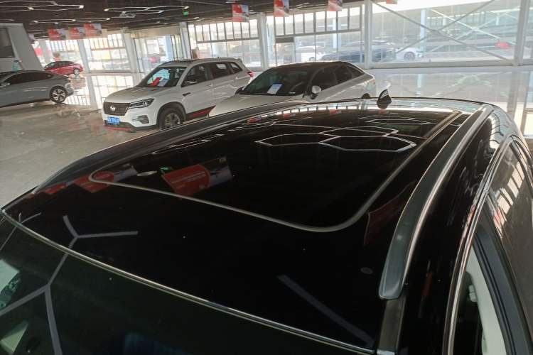 Used Hongqi HS5 2023 2.0T Qixiang Pro Edition