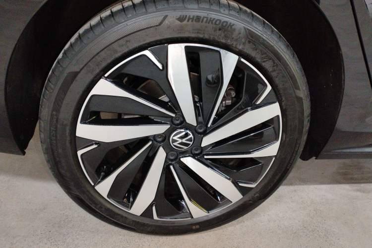 Used Volkswagen Passat 2025 Premium Version 380TSI Dragon Edition
