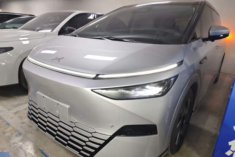 Used XPeng X9 2024 610 Long-Range Pro