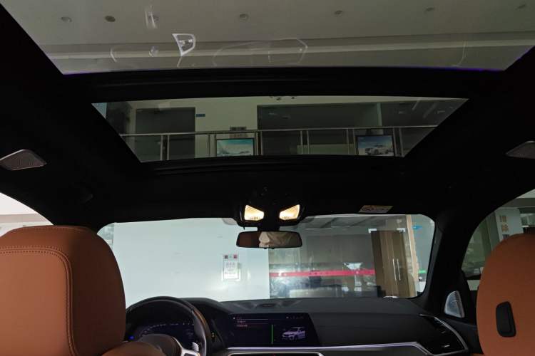 Used BMW X5 2019 xDrive40i M Sport U.S. specification
