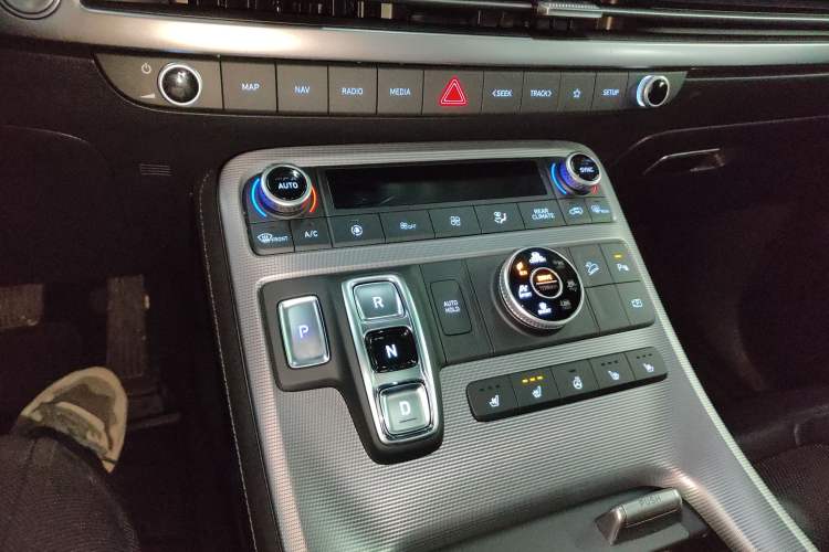 Used Hyundai Palisade 2023 3.5L Automatic All-Wheel Drive Calligraphy