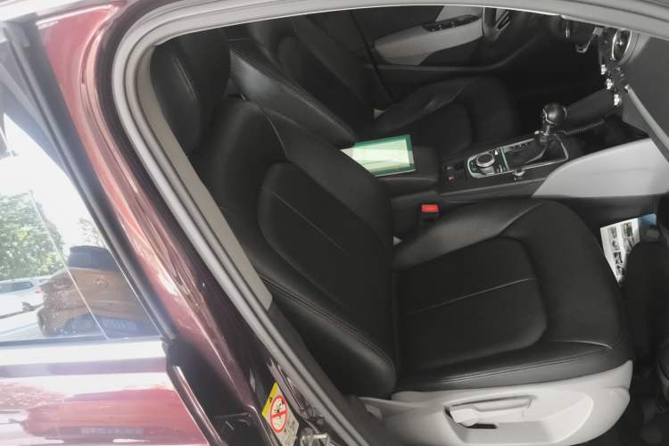 Used Audi A3 2018 30th Anniversary Edition Sportback 35 TFSI Ambition Model
