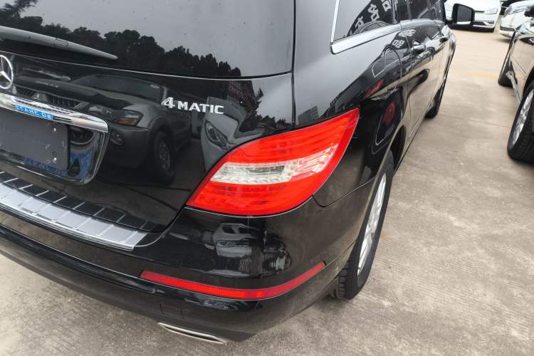 Used Mercedes-Benz R-Class 2017 R 320 4MATIC Business Edition Prestige Model