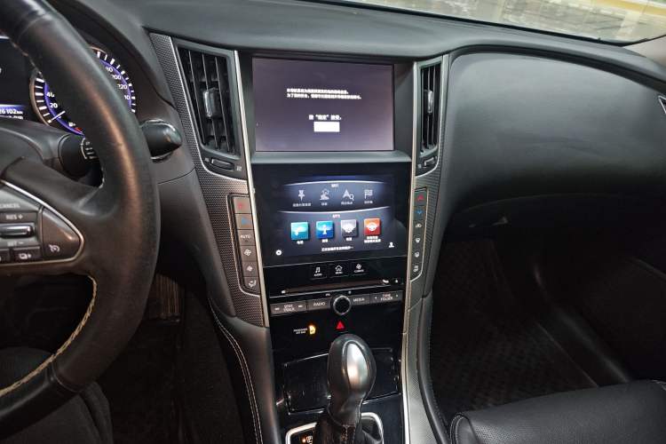 Used Infiniti Q50L 2016 2.0T Enjoyment Edition
