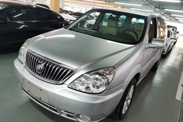 Used Buick GL8 2014 2.4L Classic Edition

