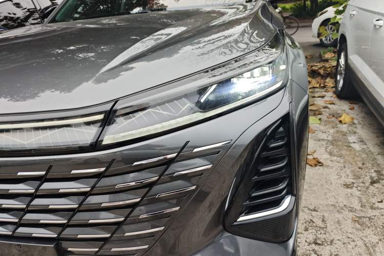 Used Changan CS75 PLUS 2024 3rd Generation Champion Edition 1.5T Intelligent Drive Dynamic Model
