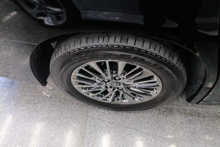 Used Toyota Alphard 2021 Dual-Engine 2.5L Prestige Edition
