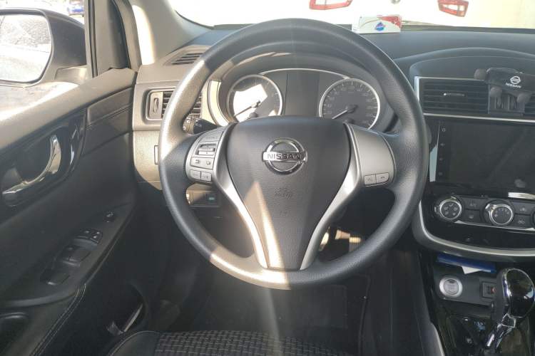 Used Nissan Tiida 2019 1.6L CVT Smart Drive Version China VI Standard
