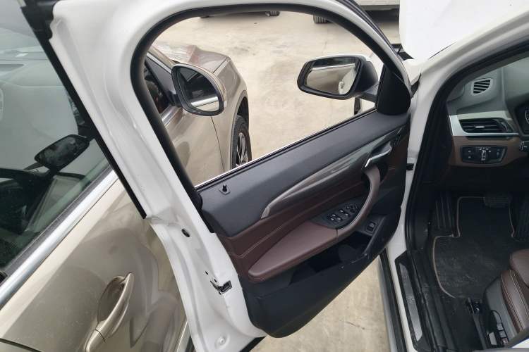 Used BMW X1 2016 sDrive20Li Luxury Model