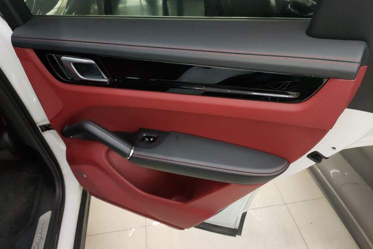 Used Porsche Cayenne 2019 Cayenne E-Hybrid 2.0T
