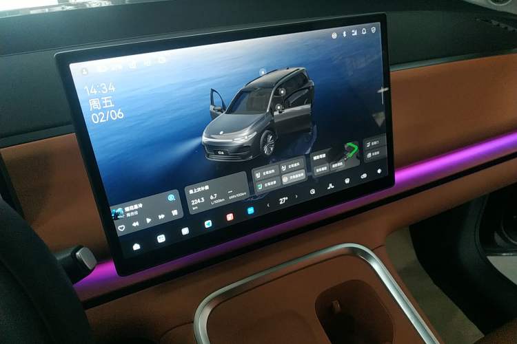 Used Leapmotor C16 2026 Extended-Range 280 LiDAR Zhizun Edition 6 Seats
