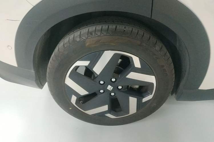 Used Baojun Yunhai 2024 600km Pure Electric Version
