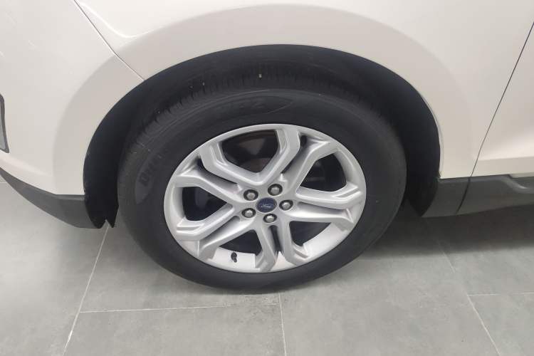 Used Ford Edge 2018 EcoBoost 245 Two-Wheel-Drive Titanium 7-Seater China V Standard
