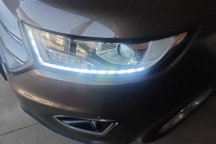 Used Ford Edge 2016 EcoBoost 245 Two-Wheel-Drive Titanium 5-Seater