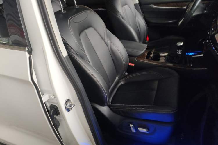 Used Hanteng X7 2016 1.5T Manual Luxury Edition
