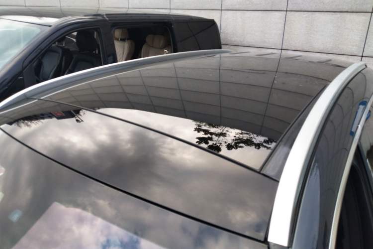 Used Mercedes-Benz GLC 2017 GLC 260 4MATIC Luxury Model