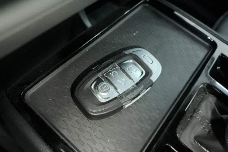 Used Hongqi E-QM5 2023 Revised Version Basic Travel Edition
